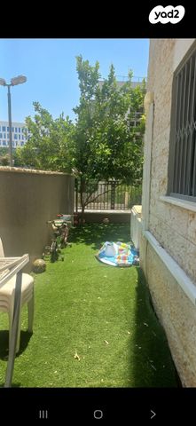 דירת גן, שוהם 96, אבני חן, חריש