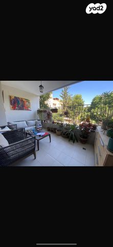 דירה, הרב אוורבוך 9, הדר, רמת השרון