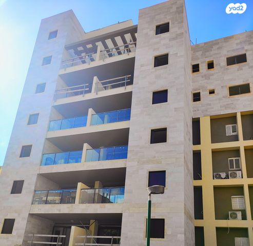 שמואל שרירא 13