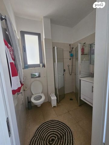 דירת גן, יסמין 7, מבוא שקד, ערד