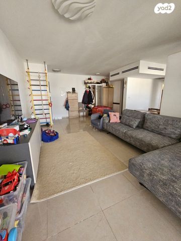 דירת גן, יסמין 7, מבוא שקד, ערד