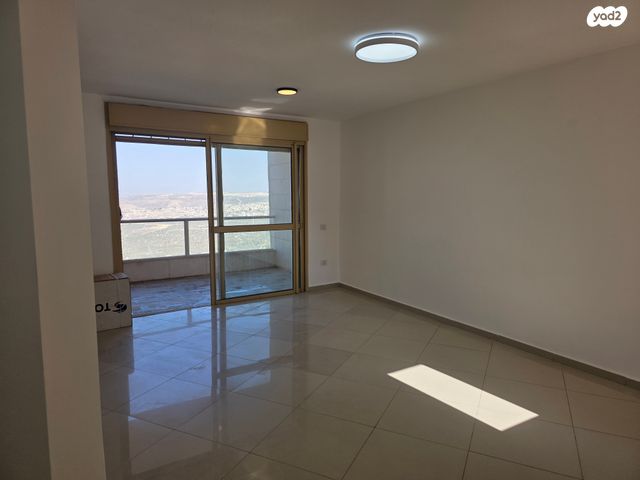 דירה, רמת הגולן 3, רובע ד', אריאל