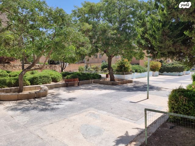 דירה, שמעון 22, לבאות, ערד