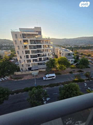 דירה, דרך השלום 180, רמת רבין מערב, כרמיאל
