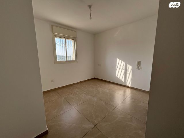 דירה, רב חנן 13, רמת עזרא / רמת בית שמש ד-2, בית שמש