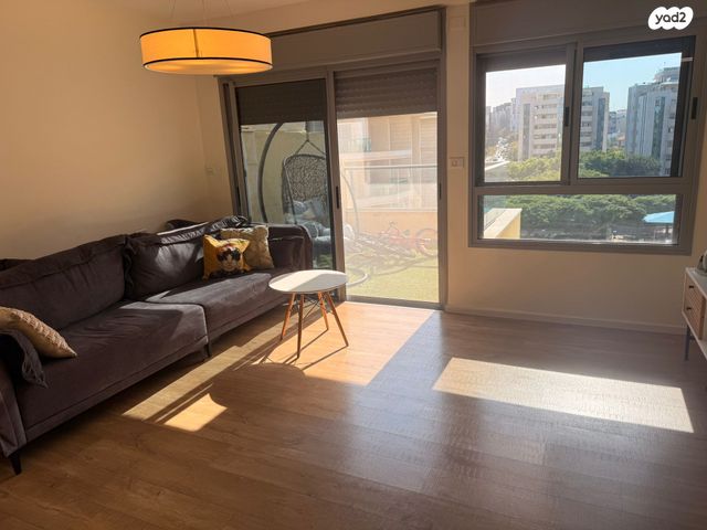 אמה טאובר פרידמן 5