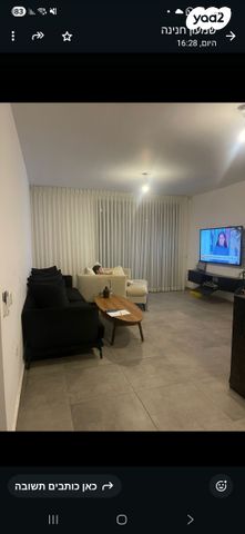 גג/ פנטהאוז, הרבי מלובאוויטש 40, השחר, דימונה