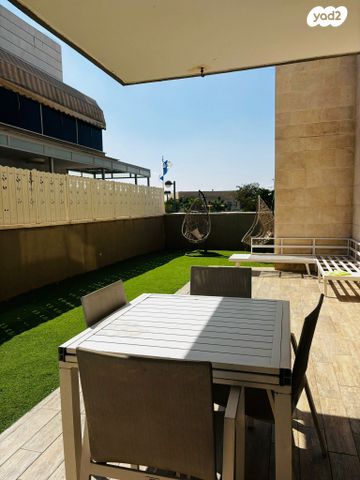 דירת גן, קידה 10, החורש, נתיבות