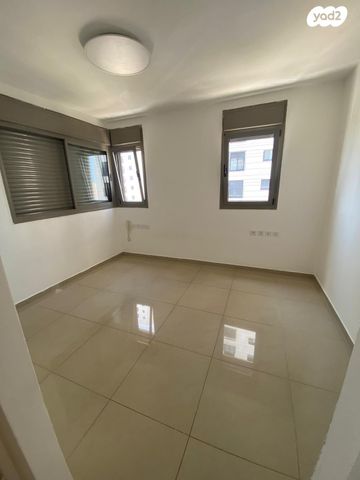 דירה, בלפור 27, ברנע, אשקלון