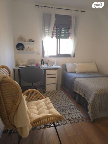 דירה, דרך הבשמים 4, סביוני גני תקווה, גני תקווה