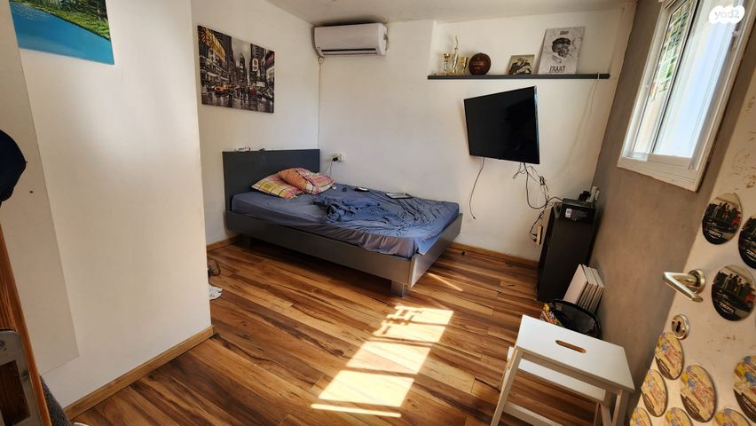 דו משפחתי, החצב 1, טל אל, טל אל