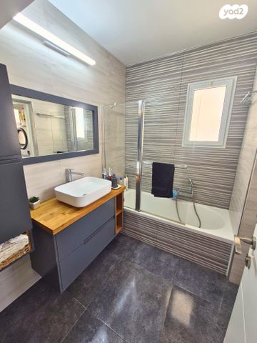 דירה, מנחם אוסישקין 21, רובע ט"ו, אשדוד