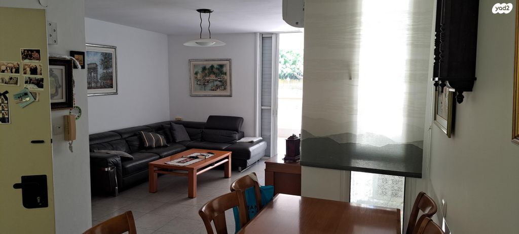 דירה, שמעון בן צבי 9, שטח 9, גבעתיים