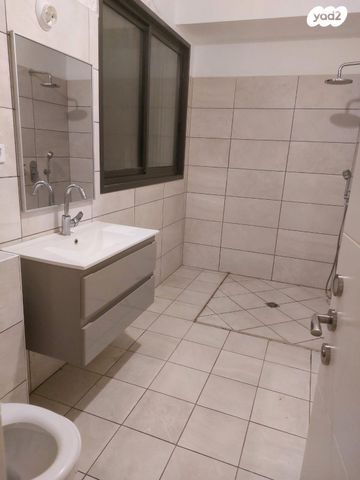 דירה, הכינור 9, שאר העיר, גבעת זאב