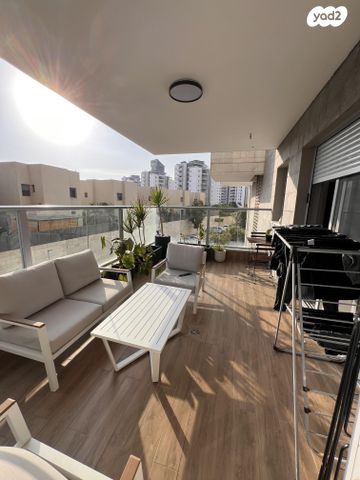 דירה, אריאל שרון 6, נווה שרון / שער העיר, נתיבות