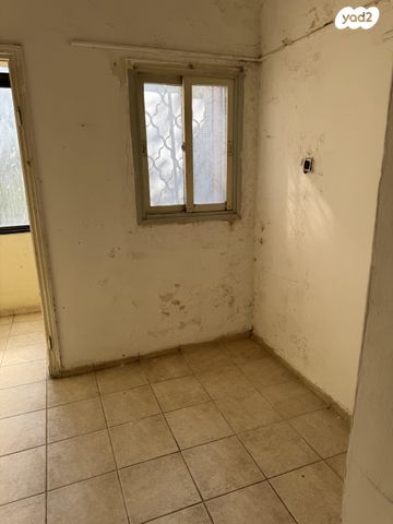 דירת גן, גאולה 37, גאולה, חיפה