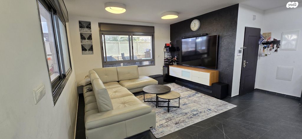 דו משפחתי, הרכס 139, נופי סלע, מעלה אדומים