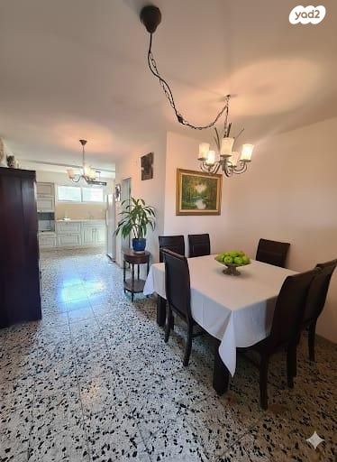 דירת גן, השופטים 1, שיכון ג', קרית שמונה