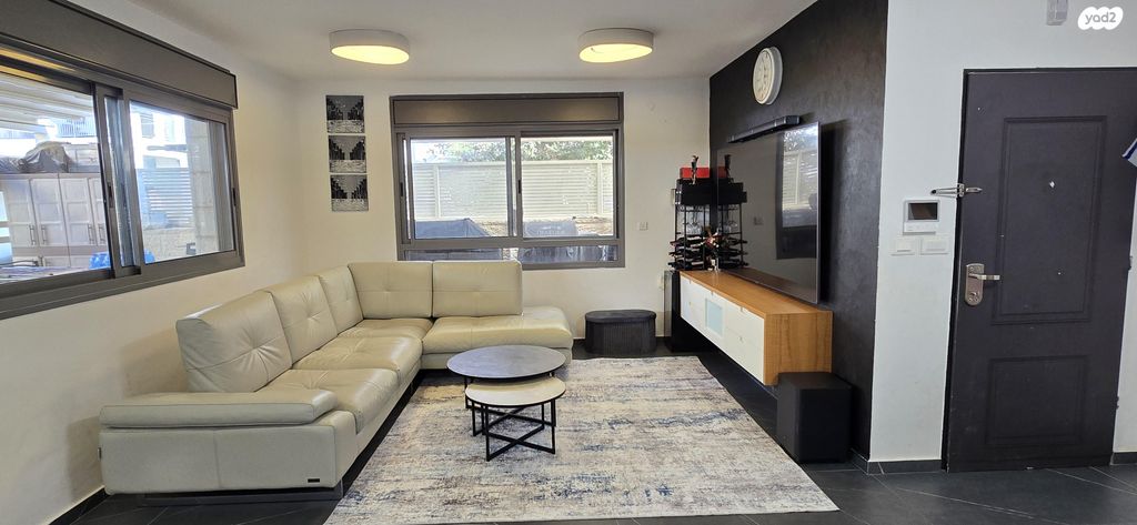 דו משפחתי, הרכס 139, נופי סלע, מעלה אדומים