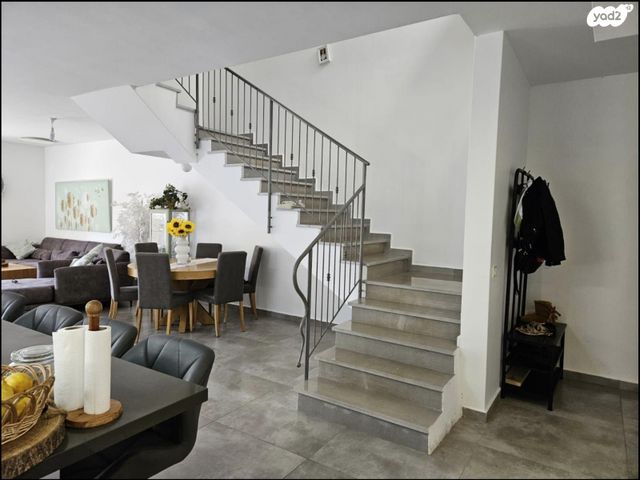 דו משפחתי, יהלום 56, שערי תקווה, שערי תקווה