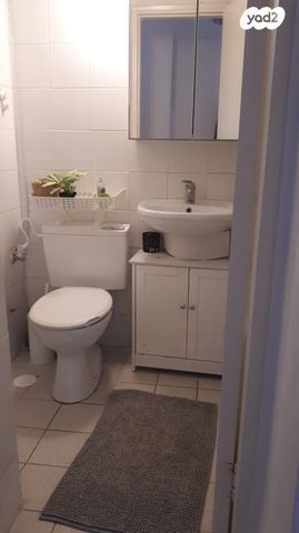 דירה, שושנת הכרמל 27, כרמל מערבי, חיפה