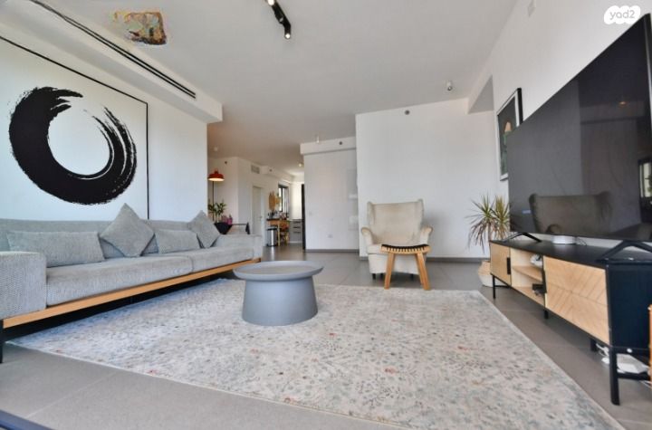 דירה, יצחק נבון 5, נאות אריאל שרון, קרית אונו