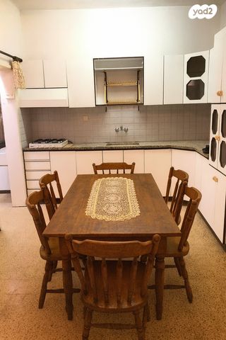 דירה, רוטשילד 75, לב המושבה / מרכז העיר, פתח תקווה