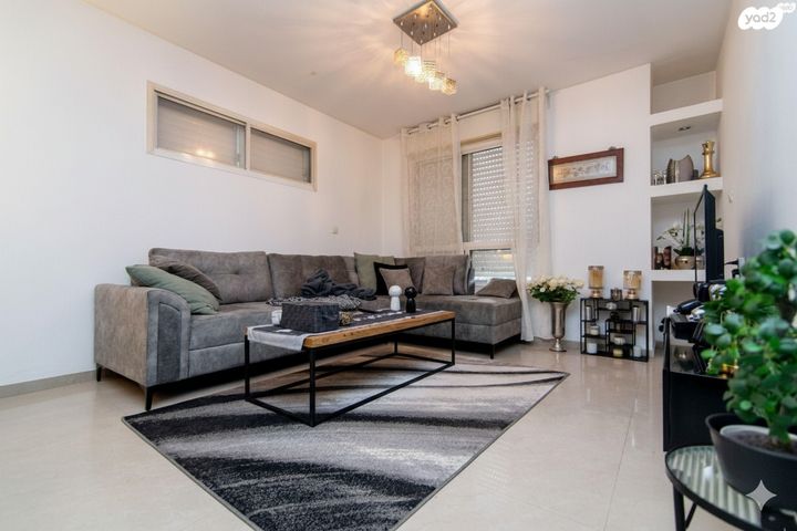 דירה, הצבעוני 11, קרית ראשון, ראשון לציון