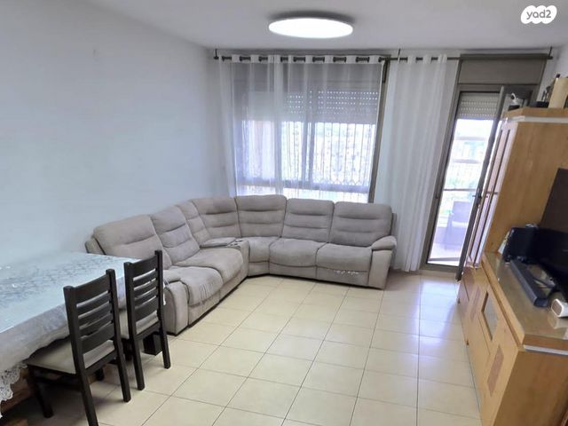 דירה, חנוך לוין 22, קרית האמנים, מצליח, רמלה