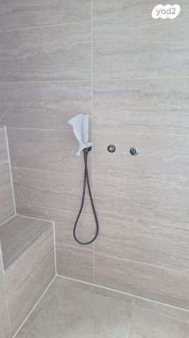 גג/ פנטהאוז, הרב שלום שבזי 201, פסגות אפק, ראש העין