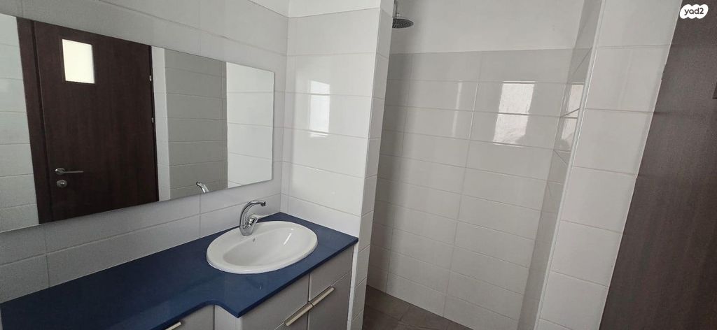 דירה, דרך אילות 3, גנים א', גני תקווה