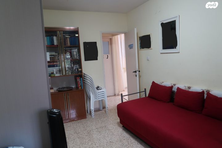 דירה, מעגלות הרב פרדס 41, נווה יעקב, ירושלים