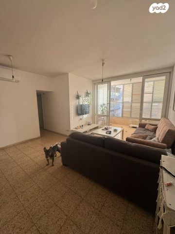 שדרות הרב לוין 10