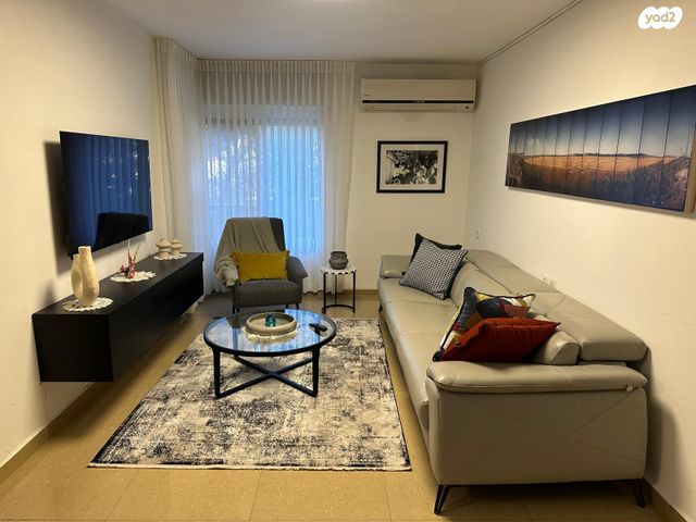 אלכסנדר רובוביץ' 312