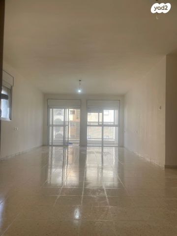 דירה, דקר 9, גני יער, לוד