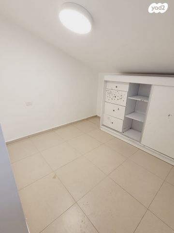 דירה, בית אל 18, רובע ה', אריאל