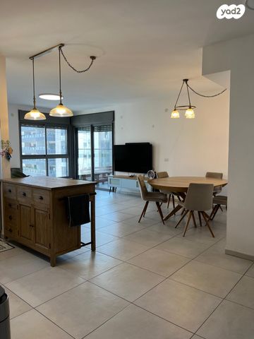 עזר וייצמן 6