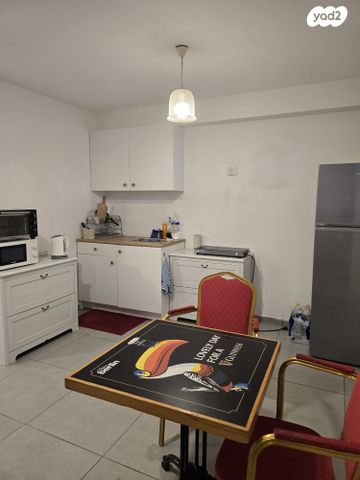 יחידת דיור, קציעה 12, הר כתרון, צור הדסה