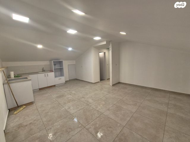 יחידת דיור, זמיר 15, עין שריד, עין שריד