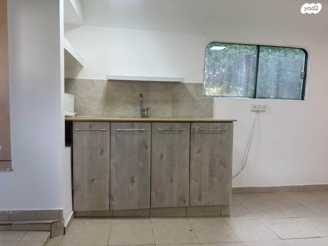 יחידת דיור, טשרניחובסקי 120, אליעזר, כפר סבא