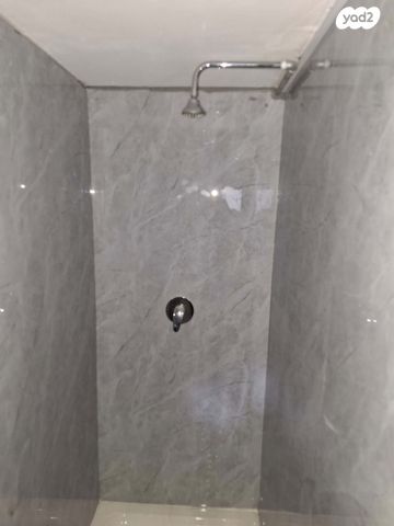 יחידת דיור, היהלום 2, צפון מזרח מרכז העיר, נתניה