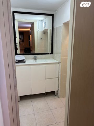 דירה, אחד העם 75, לב תל אביב, לב העיר צפון, תל אביב יפו