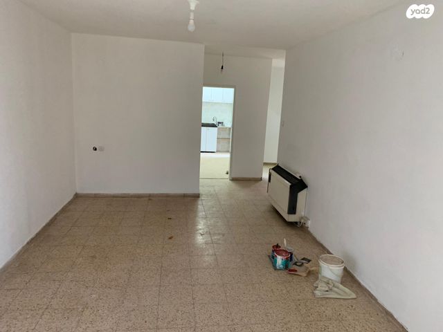 דירה, צבי הירשפלד 23, רמז, מערב ותיק, ראשון לציון