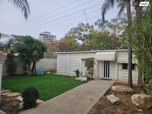 בית פרטי/ קוטג', הרב קוק 37, שיכון חדש, כפר יונה