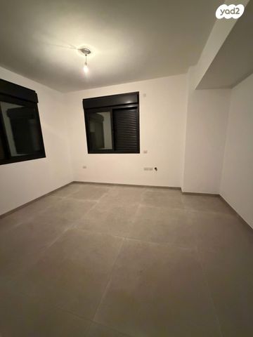 דירה, מבצע משה 44, נווה ים, ראשון לציון