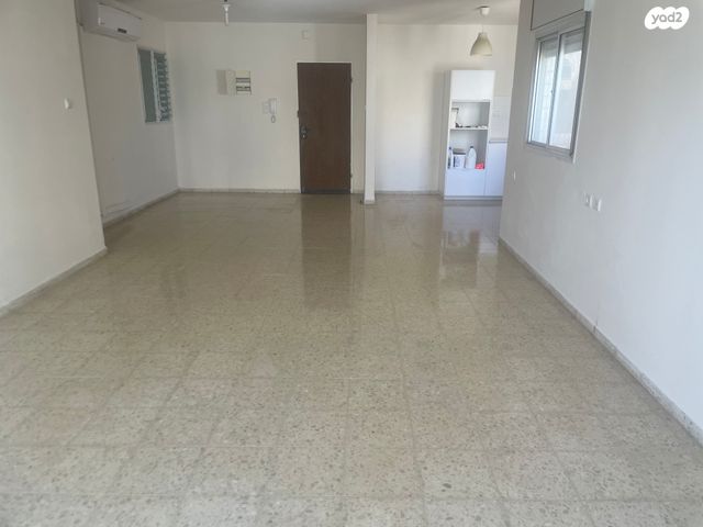 דירה, דקר 9, גני יער, לוד