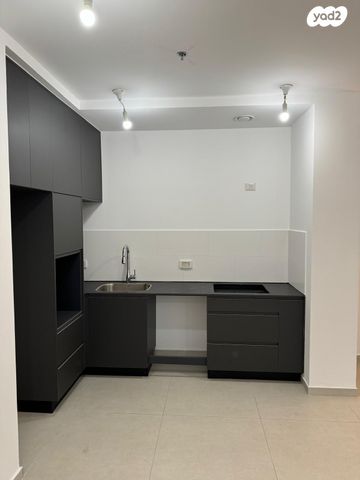 דירה, תוצרת הארץ 3, נחלת יצחק, תל אביב יפו