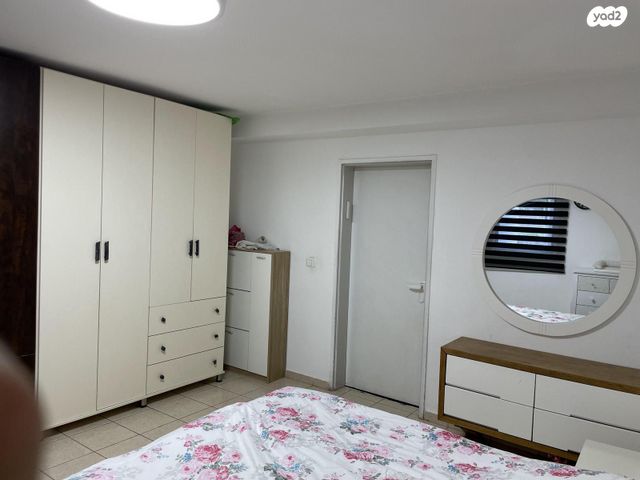 דירת גן, ברל כצנלסון 26, שיכון ג', קרית שמונה