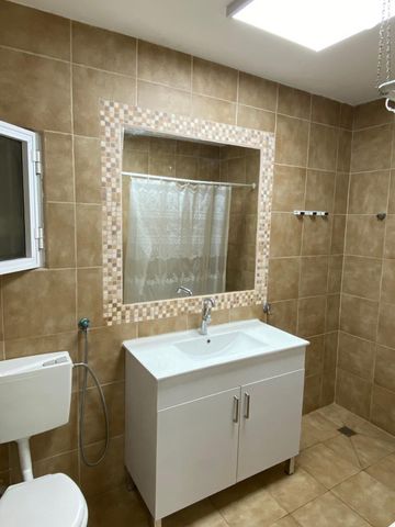 דירת גן, ברל כצנלסון 26, שיכון ג', קרית שמונה