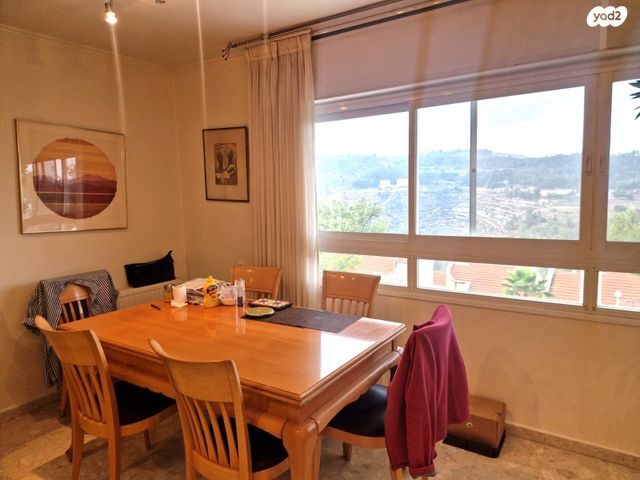 דירת גן, רפאל דה לה פרגולה 23, גילה, ירושלים